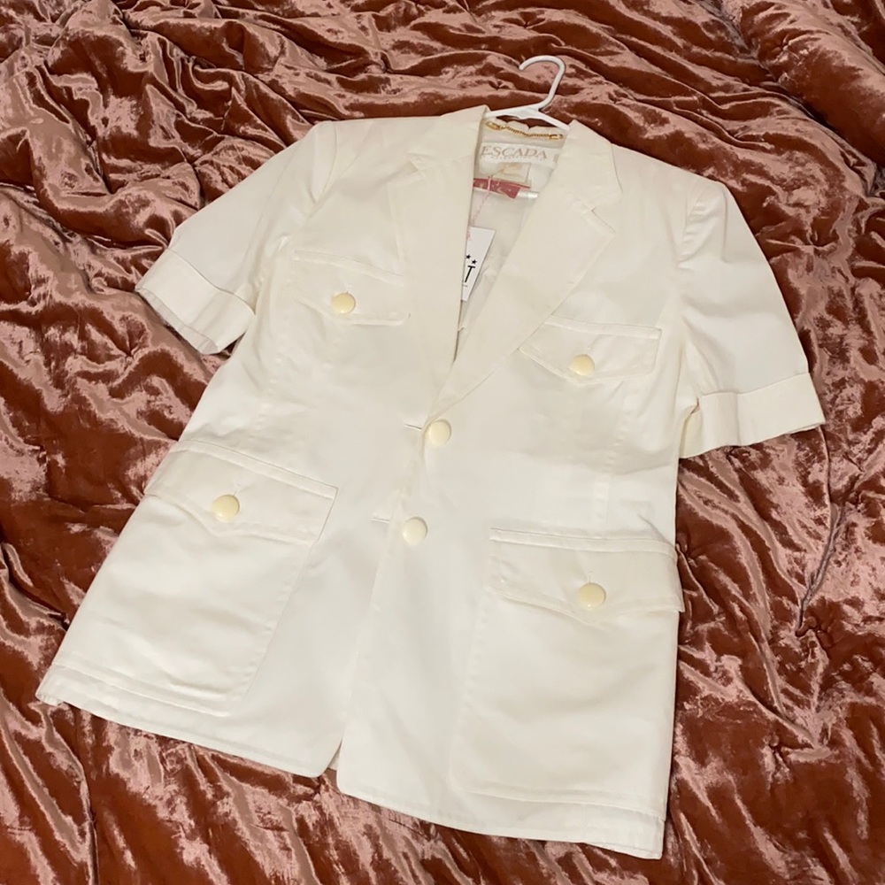 Escada deadstock short sleeve blazer